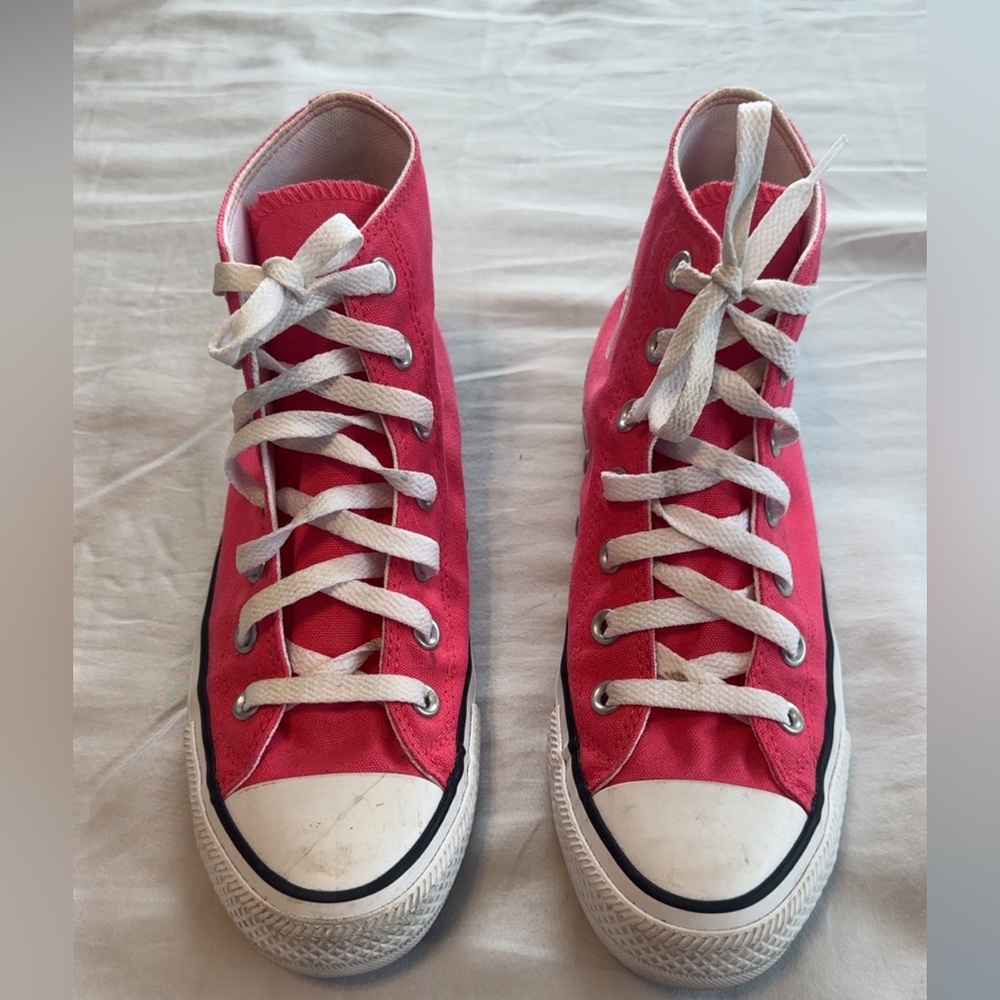 Hot pink converse chuck taylor